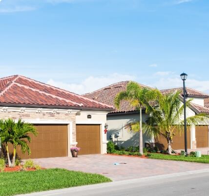 florida home with two garages