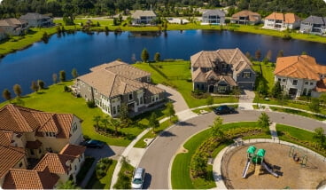 cul de sac in florida with beautiful homes